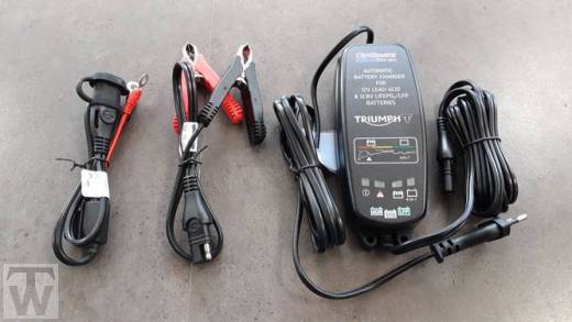 Optimate SAE Ladegerät (nur 2x lagernd) Speed Triple S ab FIN867685